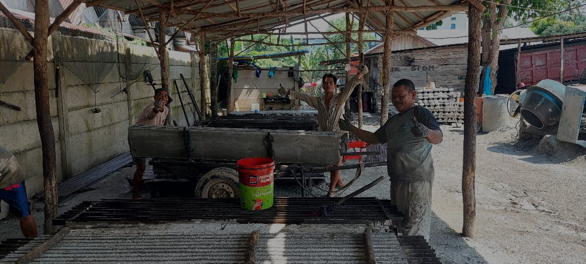 Produksi Panel Beton Precast